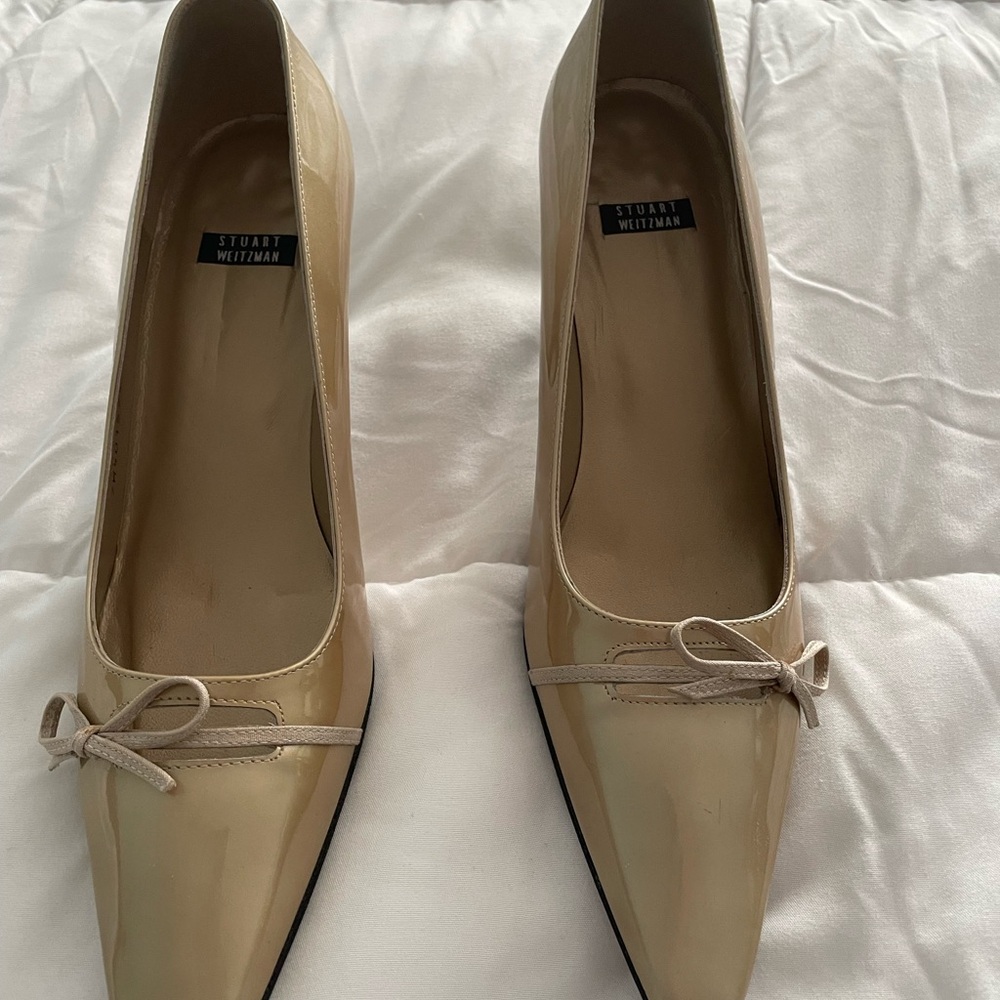 Stuart Weitzman Gold Patent Leather Heels with Bow